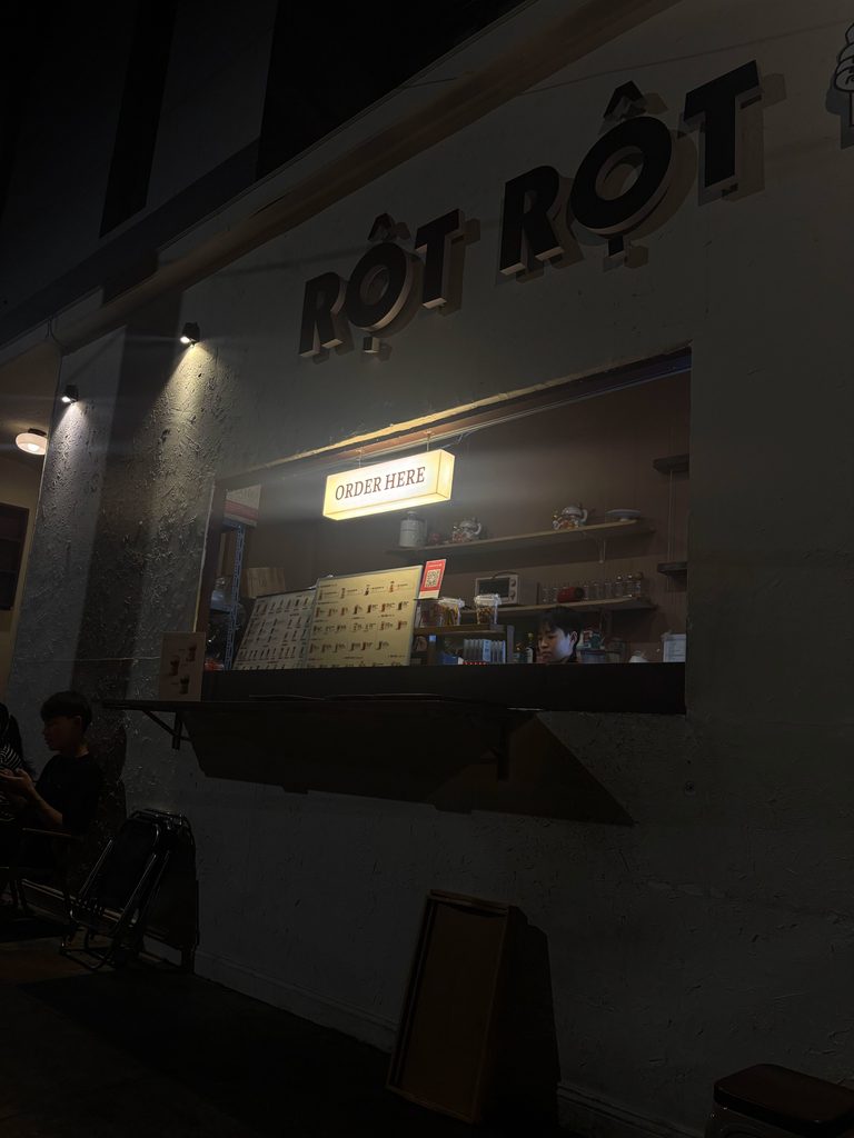 ダナンの24時間カフェ Rột Rột Cafe のドリンク
