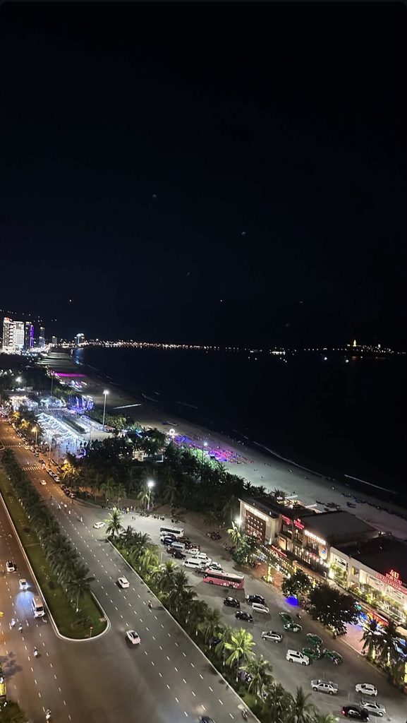 Paris Deli Danang Beach Hotelの館内